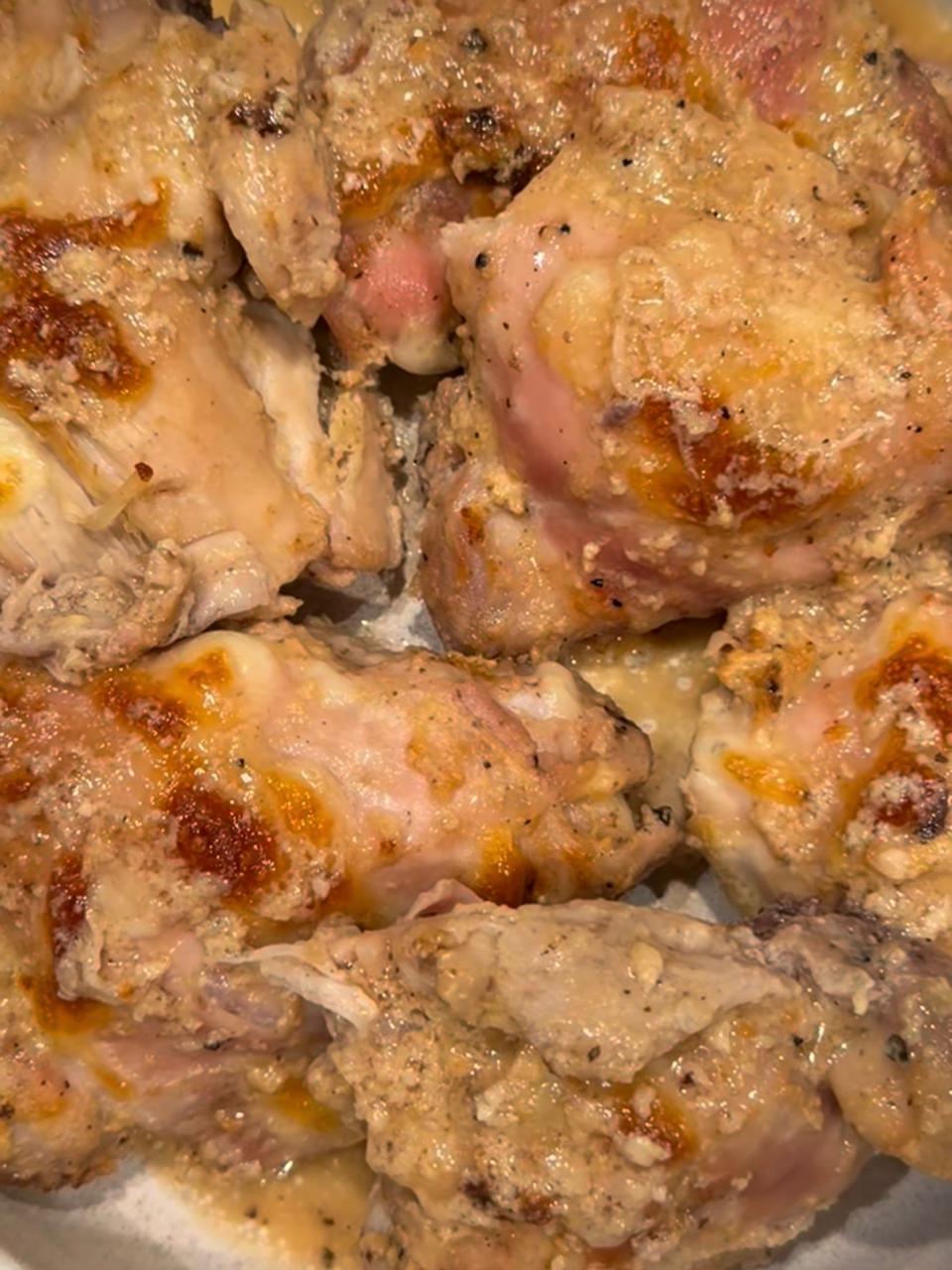 Frango com iogurte e temperinhos