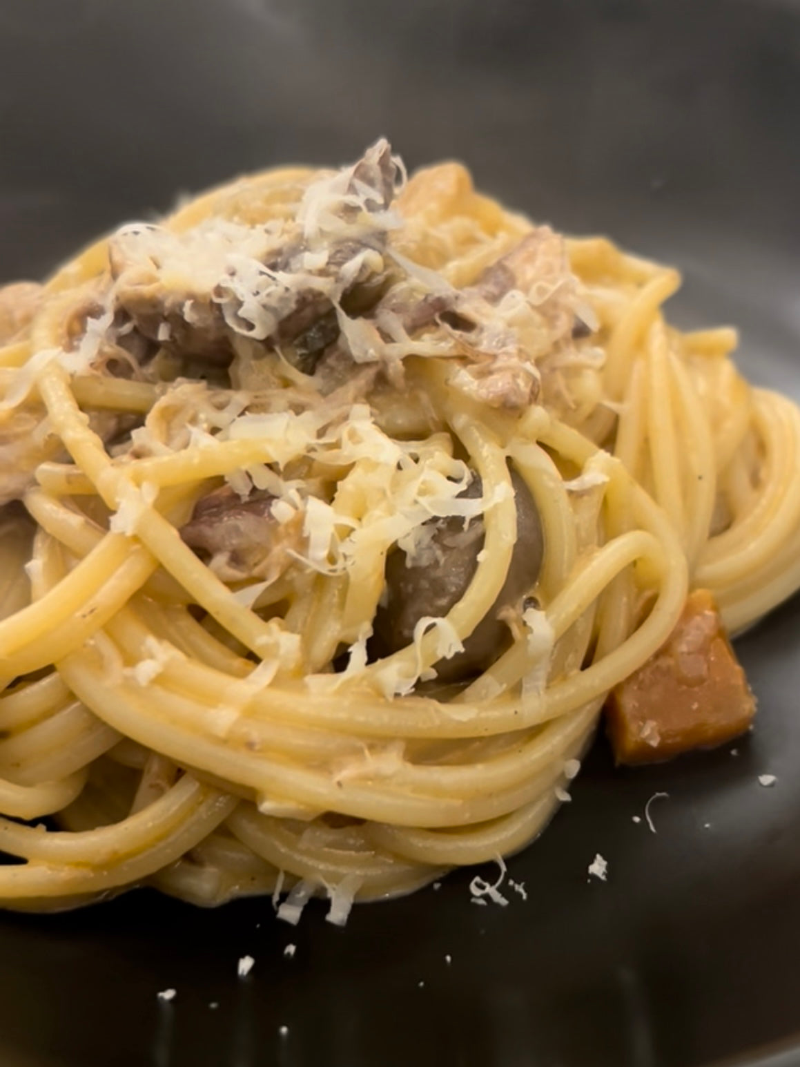 Macarrão com molho cremoso de frango