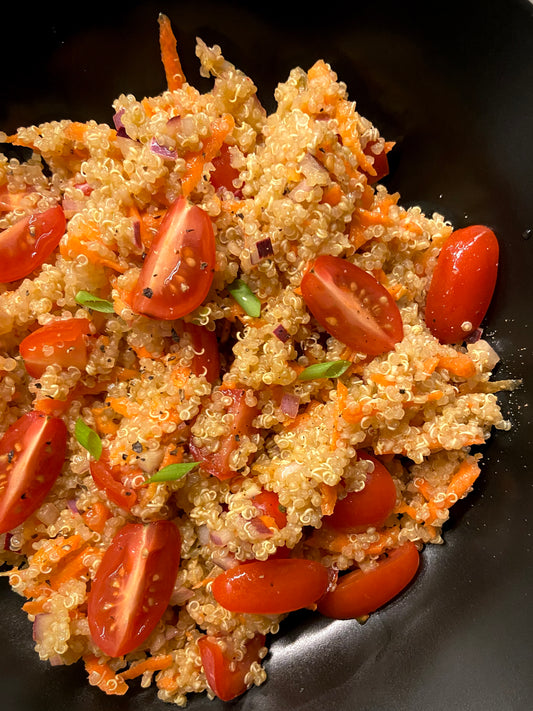 Salada de quinoa com curry